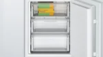Serie 2 Einbau-Kühl-Gefrier-Kombination mit Gefrierbereich unten 177.2 x 54.1 cm Schleppscharnier – Bild 5