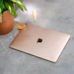 Apple MacBook Air 2020 | 13.3" | M1 – Bild 2